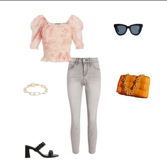 Express Abstract Puff Sleeve Smocked Top - Picture 2 of 6